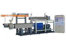 Machine d'extrusion d'aliments pour animaux de compagnie